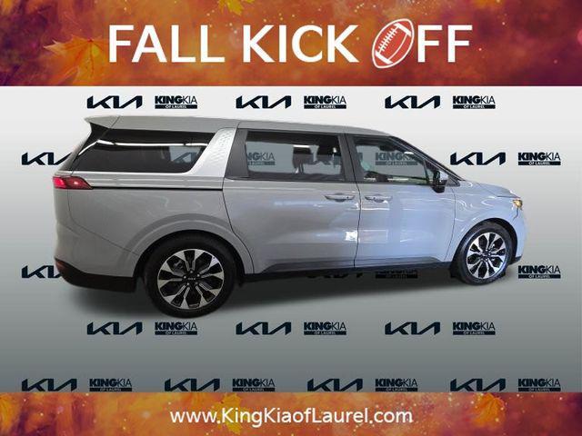 used 2022 Kia Carnival car, priced at $27,500