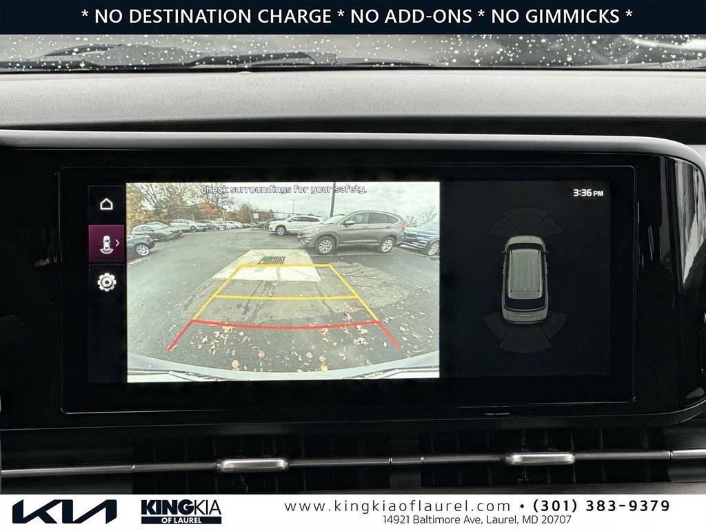 used 2024 Kia Carnival car, priced at $35,700