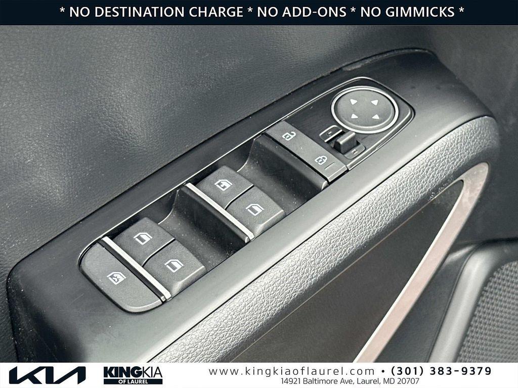 used 2022 Kia Soul car, priced at $17,913