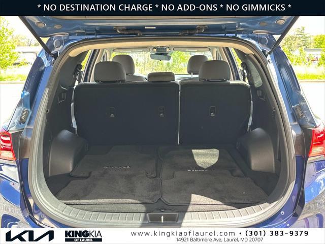 used 2022 Hyundai Santa Fe car, priced at $17,898