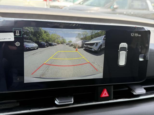 new 2025 Kia Carnival car, priced at $42,000