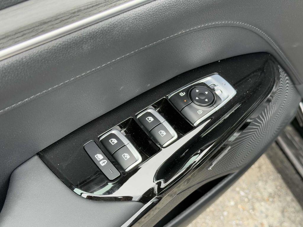 new 2025 Kia K5 car, priced at $32,605