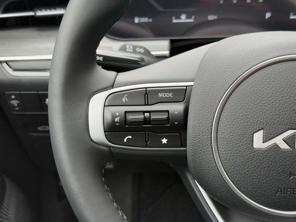 new 2025 Kia K5 car, priced at $32,605