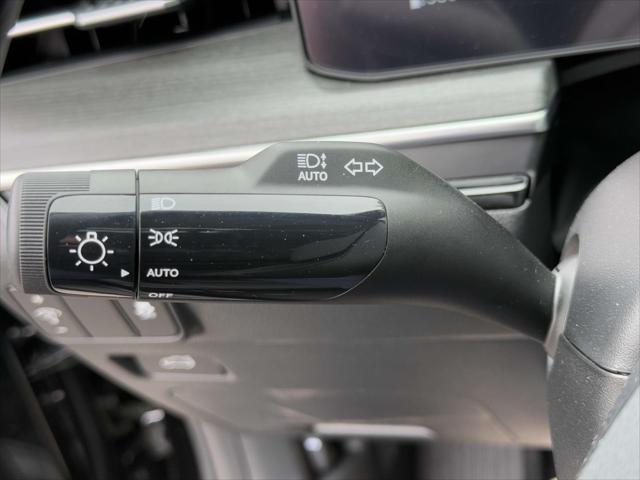 new 2025 Kia K5 car, priced at $35,000
