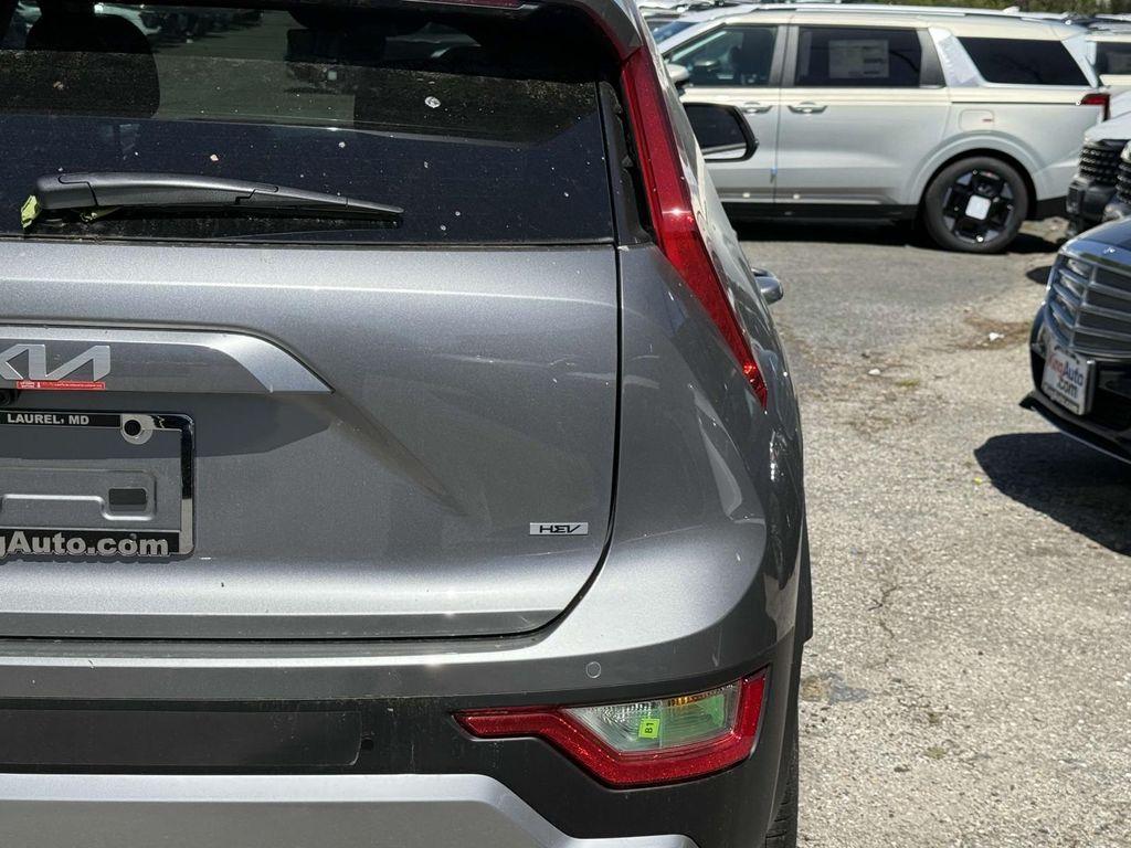 new 2025 Kia Niro car, priced at $31,028