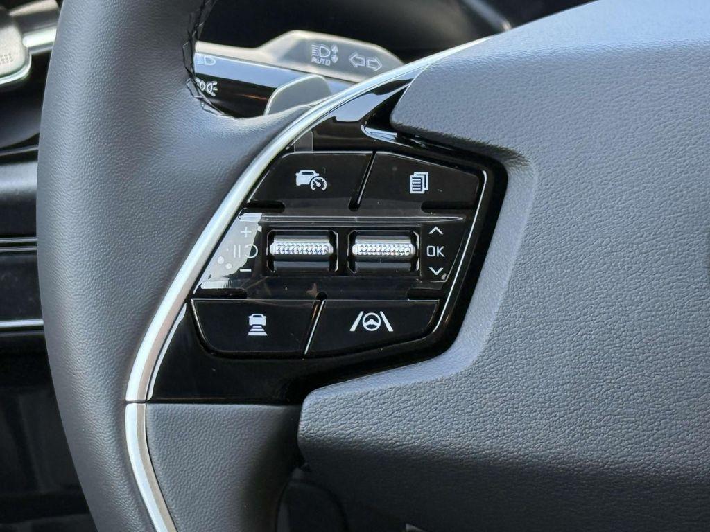new 2025 Kia Niro car, priced at $31,028