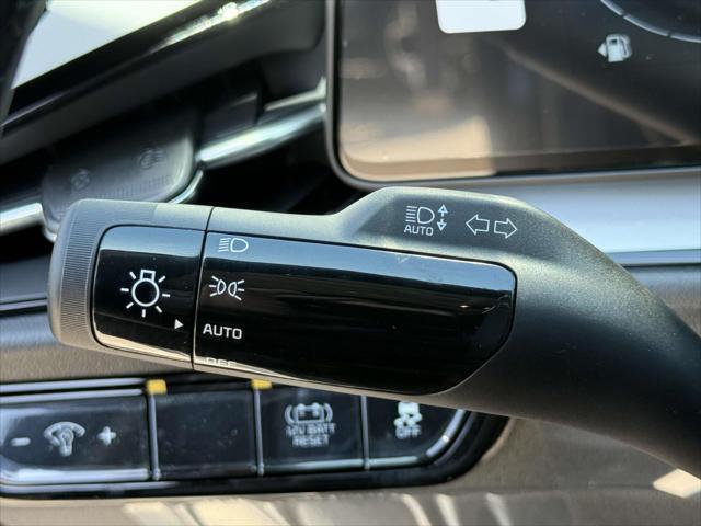new 2025 Kia Niro car, priced at $30,750