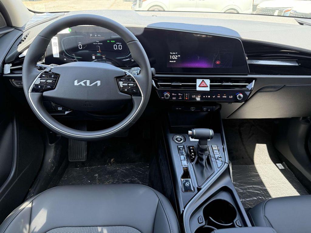 new 2025 Kia Niro car, priced at $31,028
