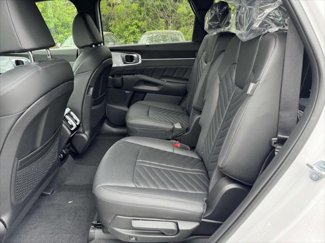 new 2025 Kia Sorento car, priced at $46,000