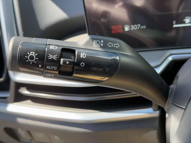 new 2025 Kia Sorento car, priced at $43,250
