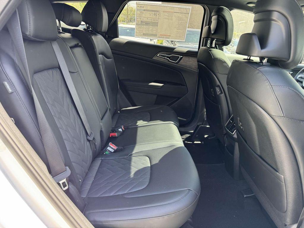 new 2025 Kia Sportage car, priced at $38,434