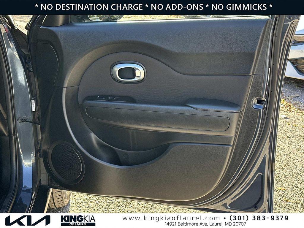 used 2016 Kia Soul car, priced at $10,600