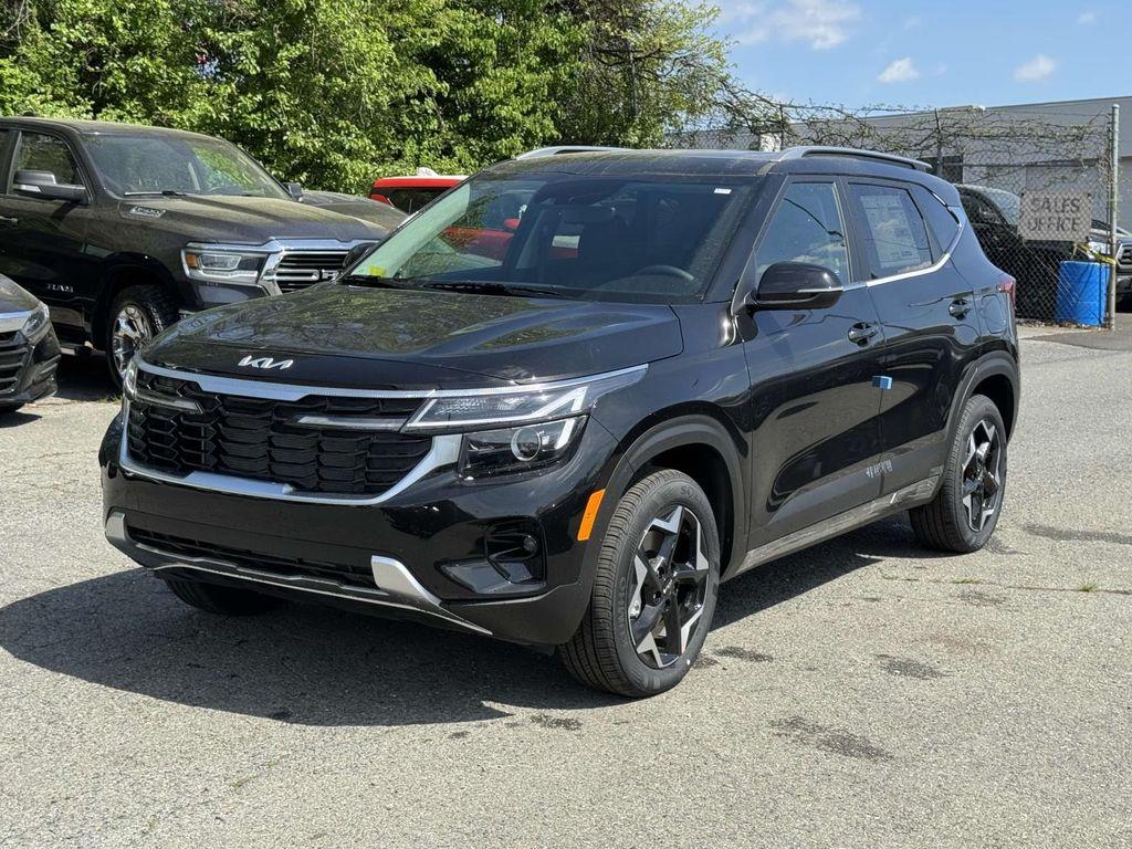 new 2025 Kia Seltos car, priced at $27,637
