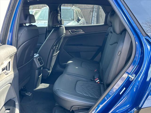 new 2025 Kia Sportage car, priced at $32,750