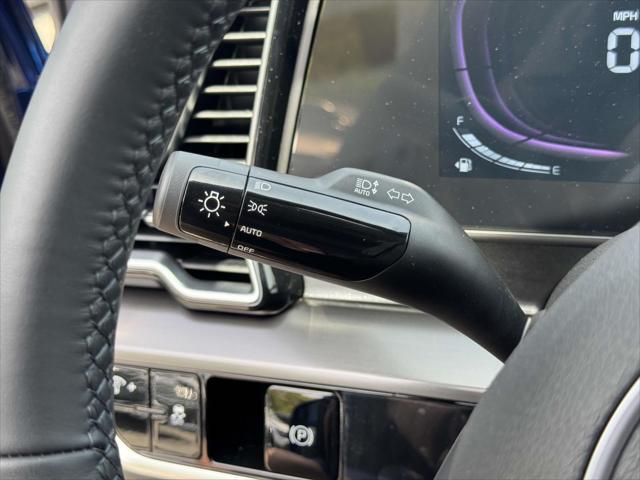 new 2025 Kia Sportage car, priced at $30,355