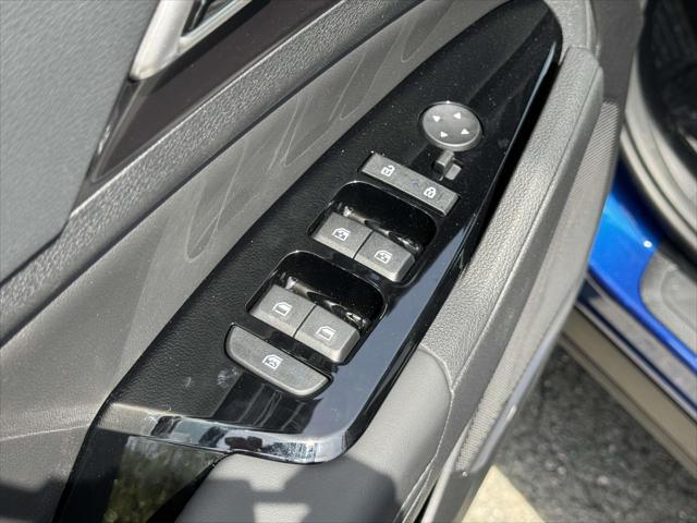new 2025 Kia Sportage car, priced at $30,355