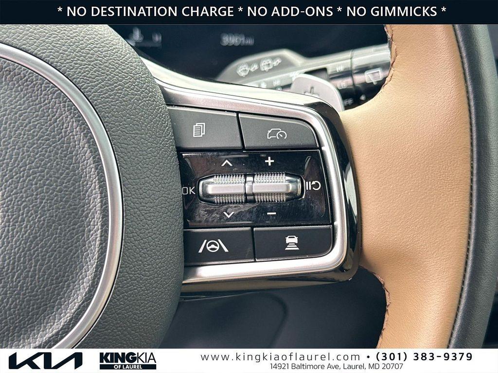 used 2025 Kia Sorento car, priced at $39,790