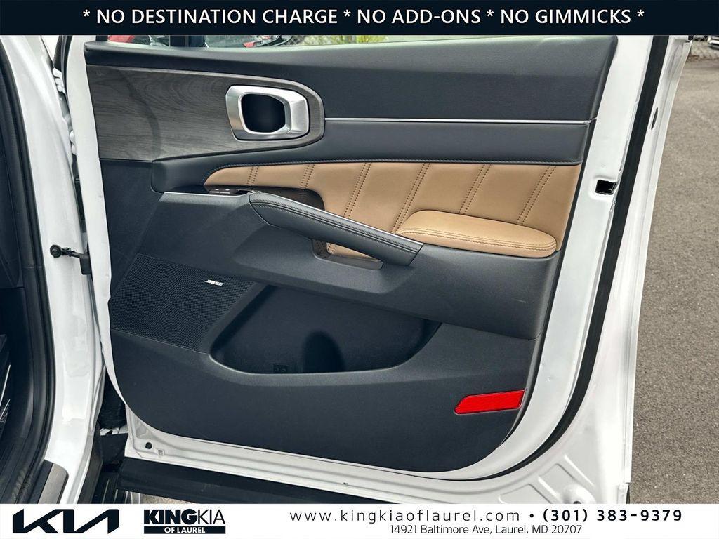 used 2025 Kia Sorento car, priced at $39,790