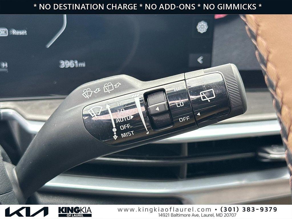used 2025 Kia Sorento car, priced at $39,790
