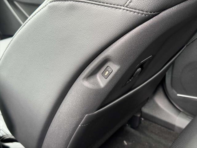 new 2025 Kia Sportage car, priced at $38,250