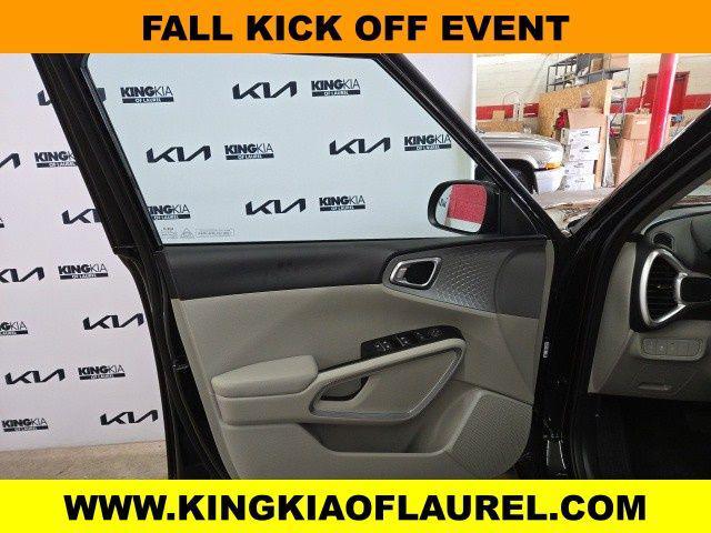 new 2025 Kia Soul car, priced at $19,515