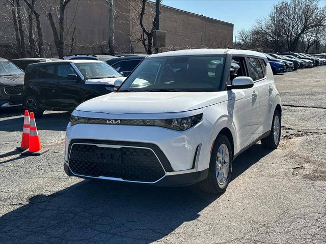 new 2025 Kia Soul car, priced at $21,250