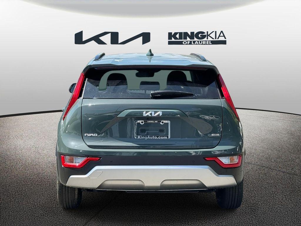 new 2025 Kia Niro car, priced at $31,008