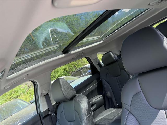new 2025 Kia Sorento car, priced at $40,500
