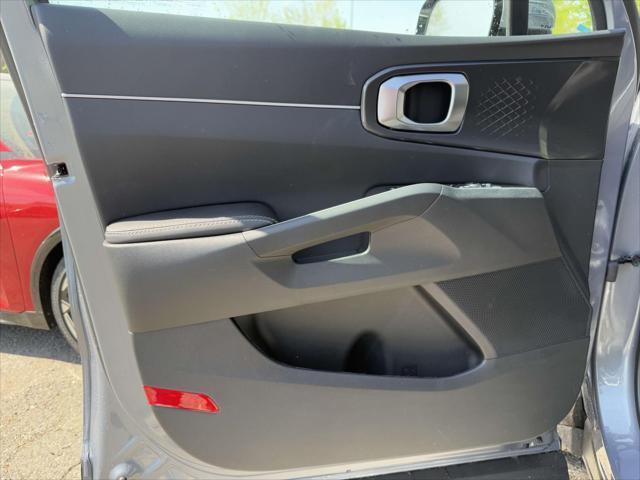 new 2025 Kia Sorento car, priced at $40,500