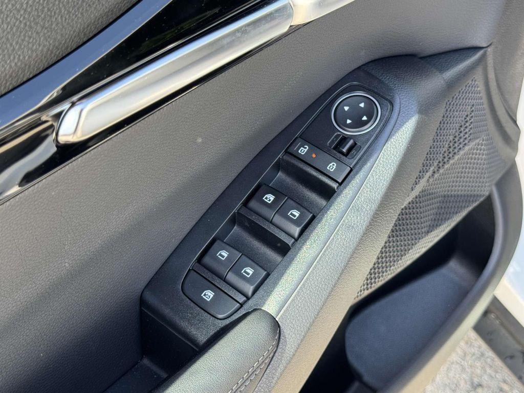new 2025 Kia Seltos car, priced at $28,365