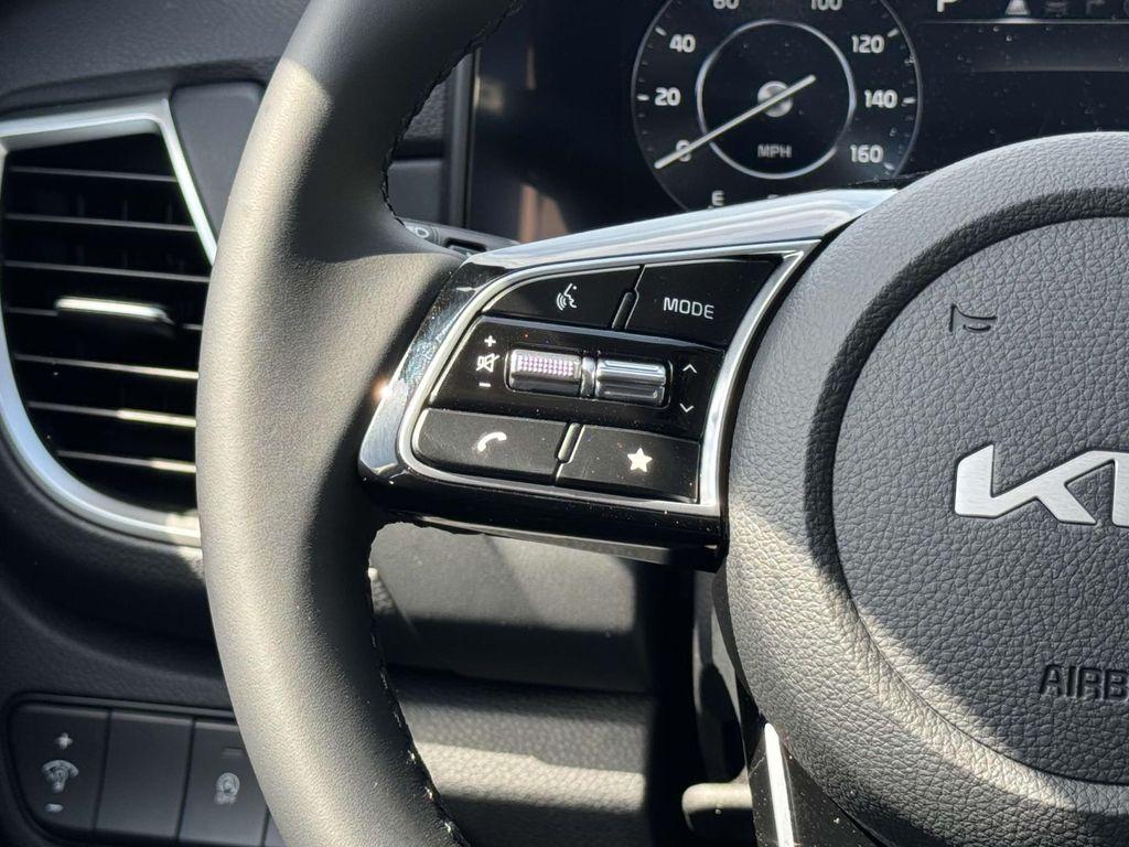 new 2025 Kia Seltos car, priced at $28,365