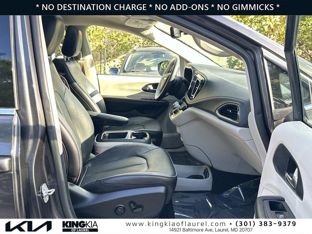 used 2020 Chrysler Pacifica car, priced at $21,465