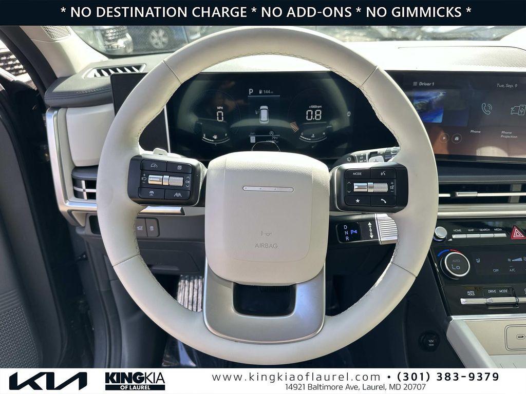 used 2025 Hyundai Santa Fe car, priced at $32,454