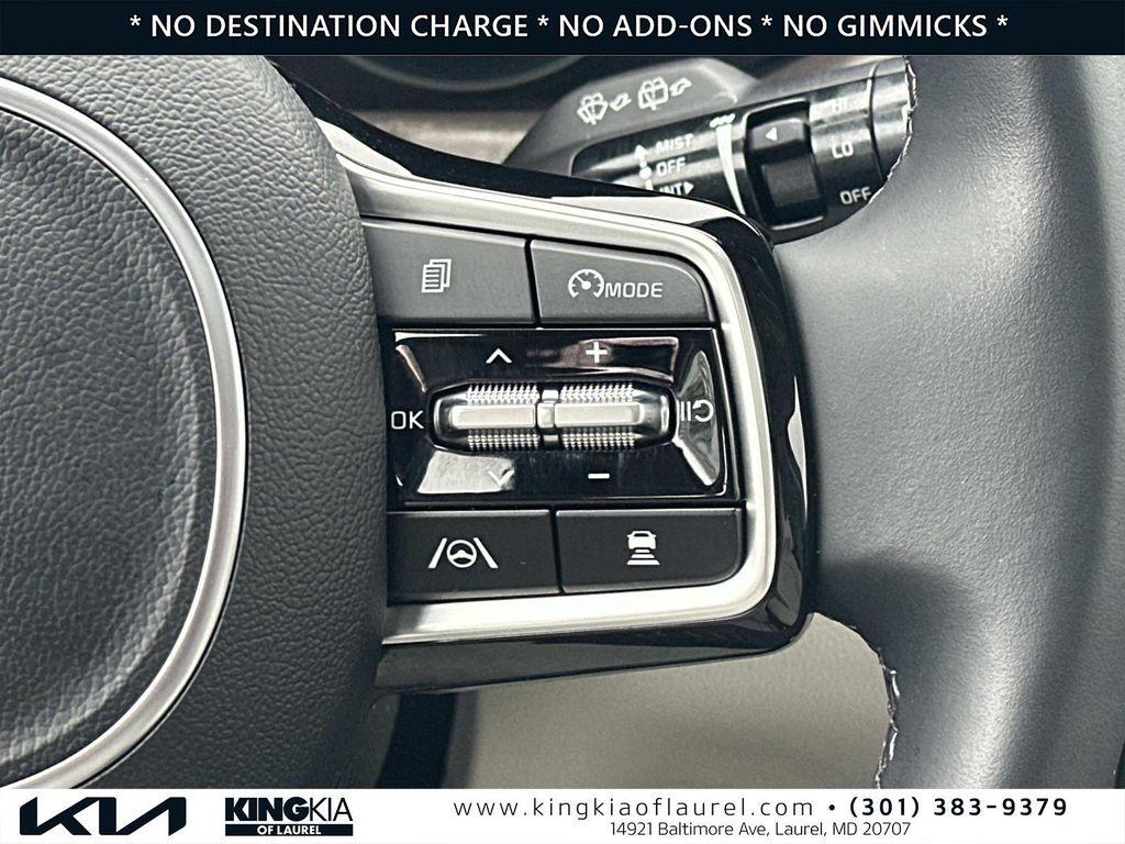 used 2023 Kia Sorento car, priced at $29,000