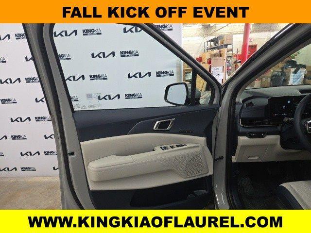 new 2025 Kia Carnival car, priced at $44,080