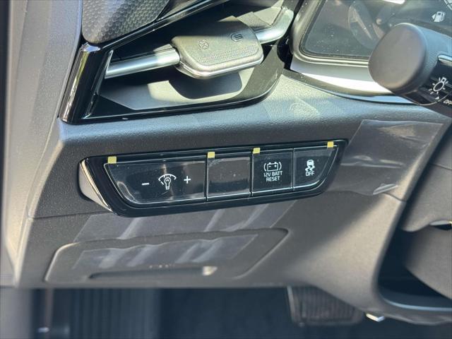 new 2025 Kia Niro car, priced at $30,750