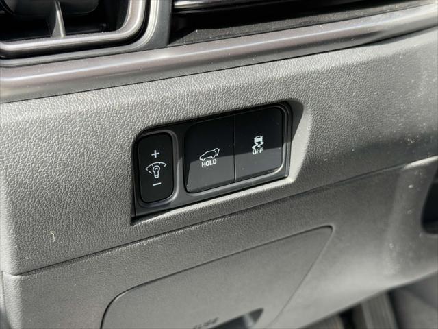 new 2025 Kia Sorento car, priced at $40,000
