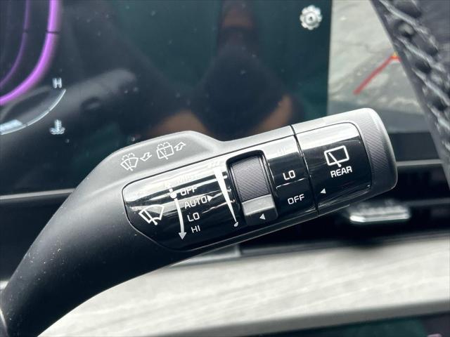 new 2025 Kia Sportage car, priced at $32,750