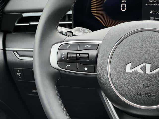 new 2025 Kia K5 car, priced at $31,500