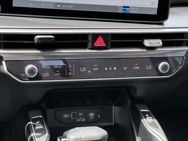 new 2025 Kia Sorento car, priced at $37,250