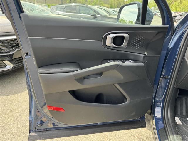 new 2025 Kia Sorento car, priced at $37,250