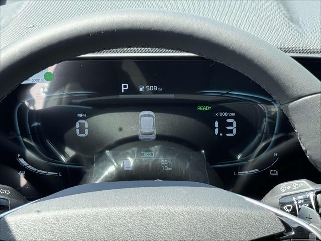 new 2025 Kia Niro car, priced at $33,500