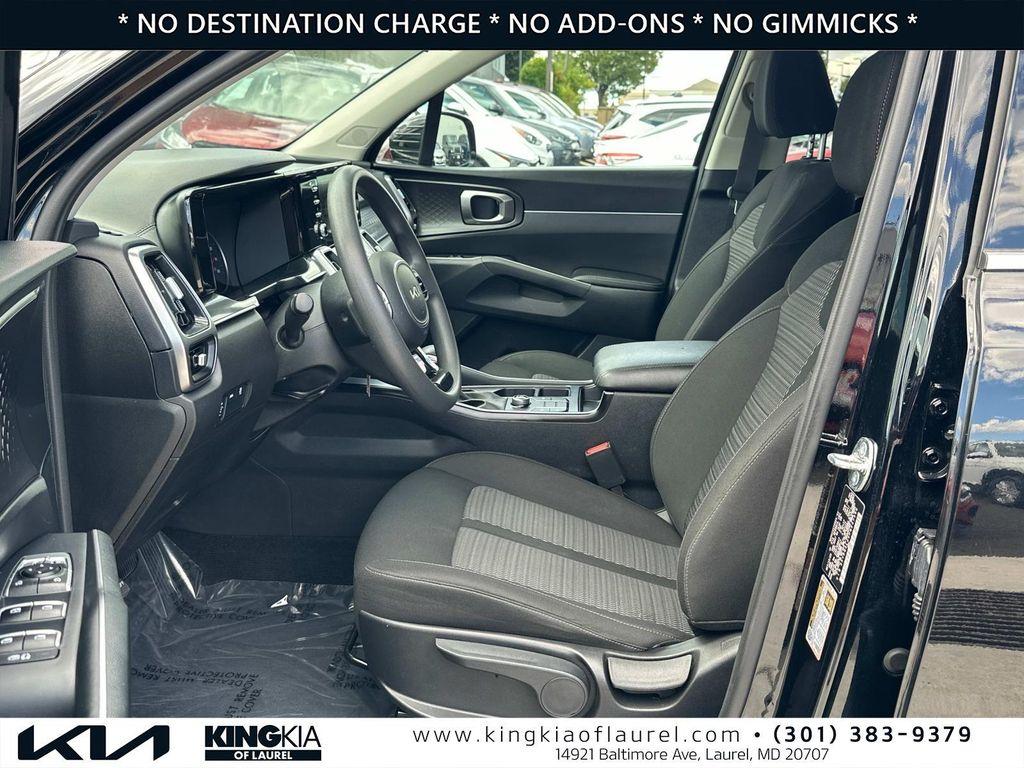 used 2023 Kia Sorento car, priced at $23,544