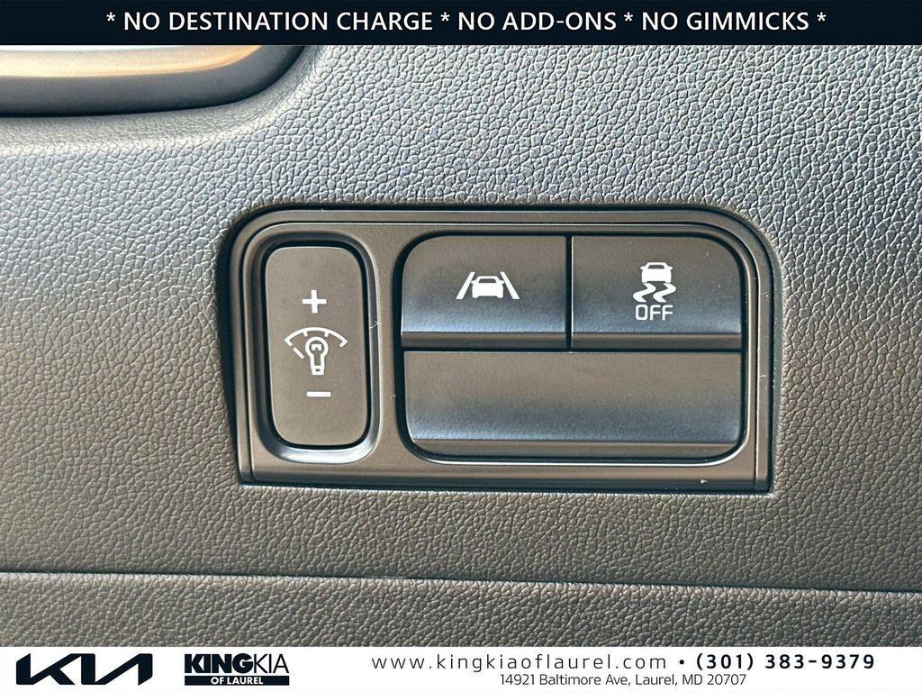 used 2023 Kia Sorento car, priced at $23,544