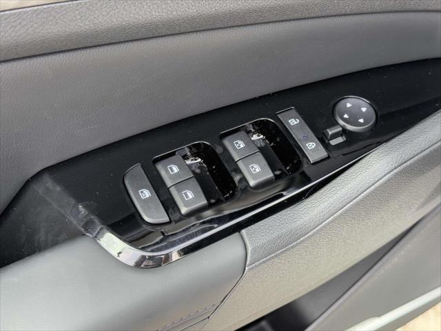 new 2025 Kia Sportage car, priced at $37,000