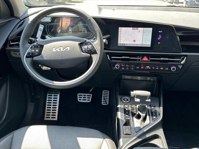 new 2025 Kia Niro car, priced at $35,750