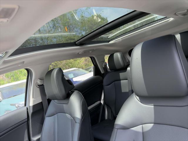new 2025 Kia Sportage car, priced at $31,750