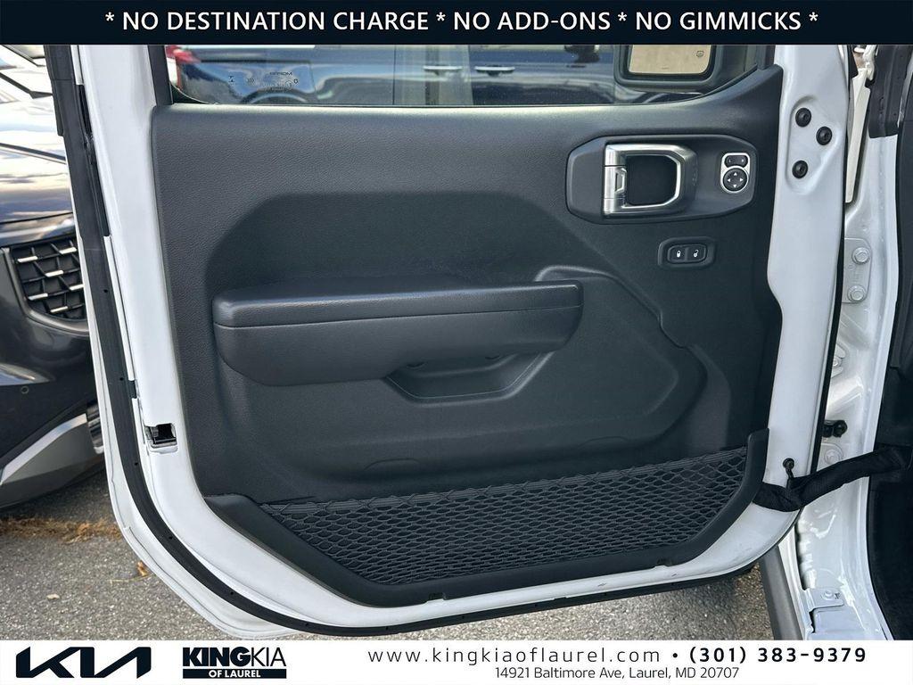 used 2021 Jeep Gladiator car, priced at $29,000