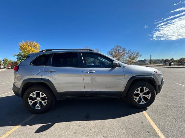 used 2014 Jeep Cherokee car, priced at $11,989