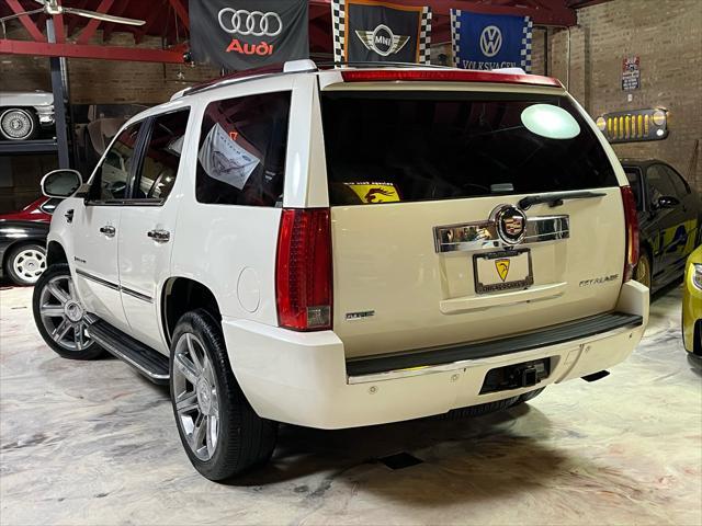 used 2009 Cadillac Escalade car, priced at $8,985